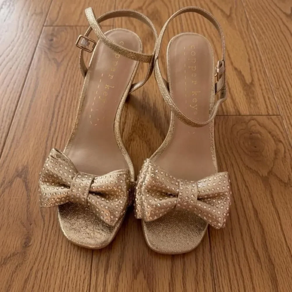 Copper-key Women's Gold and Tan Courts